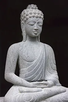 Buddhist rock statue at Mahaballipuram Monuments Buddhist rock statue at Mahaballipuram Monuments