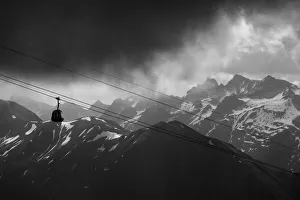 The cable car in the foggy time (Black&White) The cable car in the foggy time (Black&White)