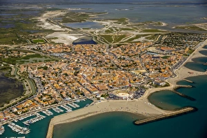 Coastline, city centre, Saintes-Maries-de-la-Mer, Camargue, Provence-Alpes-Cote dAzur Coastline, city centre, Saintes-Maries-de-la-Mer, Camargue, Provence-Alpes-Cote dAzur