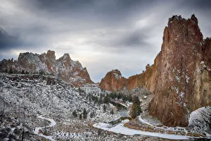 Crooked River and volcanic tuff formations in winter, Smith Rock State Park, Oregon, USA Crooked River and volcanic tuff formations in winter, Smith Rock State Park, Oregon, USA