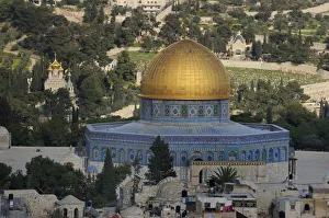 Dome of the Rock on the Temple Mount, Arab Quarter, Old City of Jerusalem, Israel, Middle East Dome of the Rock on the Temple Mount, Arab Quarter, Old City of Jerusalem, Israel, Middle East