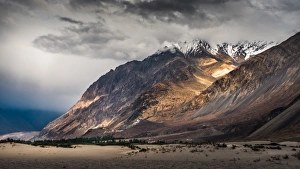 Grand Nubra: Beautiful Landscape view of Nubra Valley, Leh Ladakh, India Grand Nubra: Beautiful Landscape view of Nubra Valley, Leh Ladakh, India