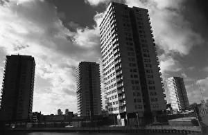 Images Dated 1977: Hackney High Rise Print, 14th February 1977