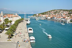 Historic City of Trogir - UNESCO World Heritage Centre Historic City of Trogir - UNESCO World Heritage Centre