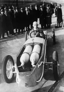 Classic Road Transport Prints: No Engine ?