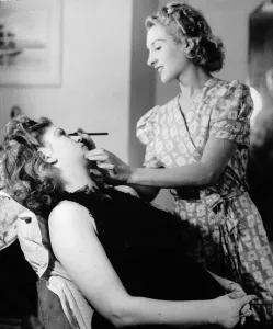 Beauty Cosmetics Prints: Making Up Client