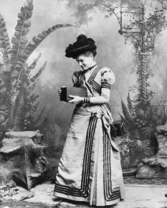 Images Dated 9th February 2016: 1895 Kodak Camera Print