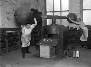 Fox Photos Archive Images Prints: Silver Workers
