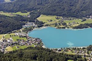Lake Fuschl and Fuschl am See, view from the Frauenkopf, Salzkammergut, Salzburg state Lake Fuschl and Fuschl am See, view from the Frauenkopf, Salzkammergut, Salzburg state