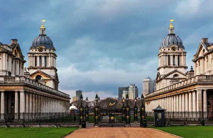 London - Greenwich Symmetry London - Greenwich Symmetry