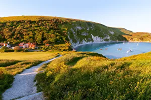 Lulworth Cove, West Lulworth, Dorset, England Lulworth Cove, West Lulworth, Dorset, England