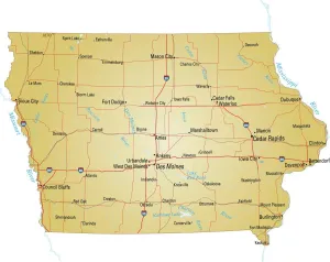 Prints of Vector illustration of map of Iowa with major roads, rivers and lakes Images Dated 2018 May: Iowa Vector Map Print: Reference Illustration