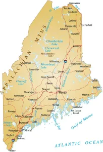 Images Dated 29th May 2018: Maine Reference Map Print - Vector Illustration