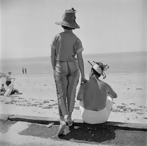 Vintage Beachwear Prints: Mr. Kenneth's Mad Hats, Provincetown, Provincetown, 1959
