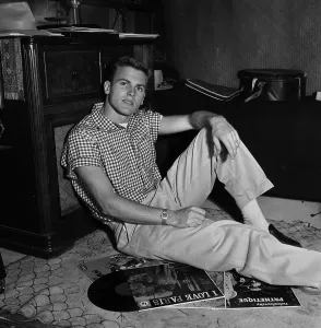 Vintage Hollywood Star Prints: Tab Hunter