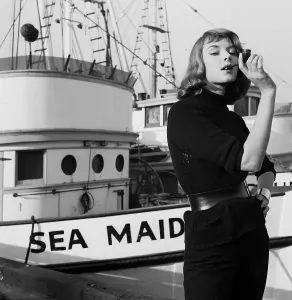 Classic Hollywood Glamour Models Prints: Vikki Dougan