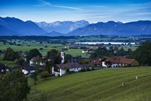 Morning atmosphere, Aidling, Riegsee Lake, Upper Bavaria, Bavaria, Germany Morning atmosphere, Aidling, Riegsee Lake, Upper Bavaria, Bavaria, Germany