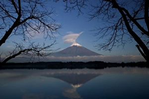 Mount Fuji reflected in Lake Motosu, Fuji-Hakone-Izu National Park, Honshu, Japan Mount Fuji reflected in Lake Motosu, Fuji-Hakone-Izu National Park, Honshu, Japan