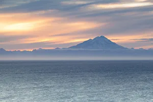 Mount Redoubt stratovolcano, Aleutian Range, Cook Inlet, Alaska, USA Mount Redoubt stratovolcano, Aleutian Range, Cook Inlet, Alaska, USA