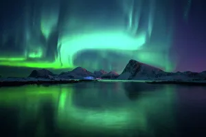 Northern Lights over the Lofoten Islands in Norway Northern Lights over the Lofoten Islands in Norway