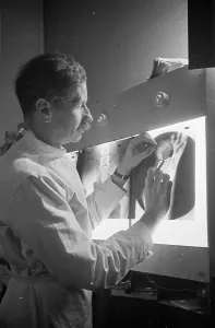 Medical Equipment Inspection Prints: Checking Diagnosis