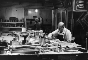 Piccadilly Street Scene Prints: Making Frames