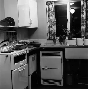 Retro Kitchen Decor Ideas Prints: Kitchen