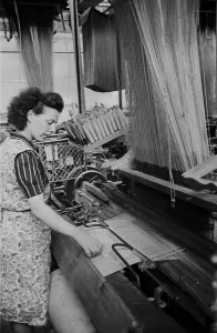 Northern Ireland Industry Prints: At The Loom