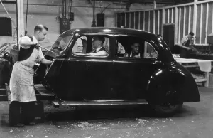 Fine Art Storehouse Print: Morris Prototype Car 1945