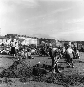 English Coastal Scene Prints: Sand Castles