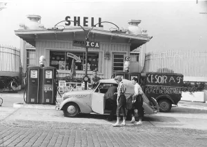 European Road Transport Prints: Shell Station