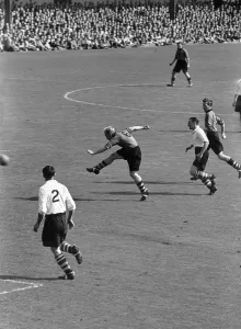 Vintage Sport Photography UK Prints: Wright In Action
