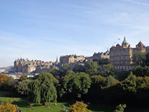 Princes Street gardens and Old Town Edinburgh, Scotland, United Kingdom Princes Street gardens and Old Town Edinburgh, Scotland, United Kingdom