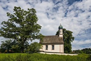 Ramsachkircherl church or Church of St. George, Murnauer Moos, Murnau Moor, Murnau, Upper Bavaria, Bavaria, Germany Ramsachkircherl church or Church of St. George, Murnauer Moos, Murnau Moor, Murnau, Upper Bavaria, Bavaria, Germany