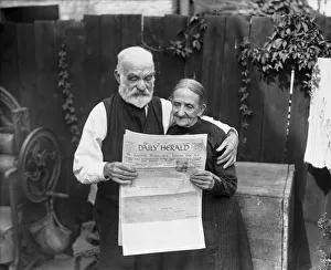 Reading the Daily Herald 1926
