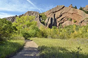 Red sandstone formation, Fountain Valley Trail, Boxborough State Park, Denver, Colorado Red sandstone formation, Fountain Valley Trail, Boxborough State Park, Denver, Colorado