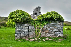 Ruined house at Doolin County Clare Ireland Ruined house at Doolin County Clare Ireland