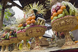 Sacrificial offerings, fruit at a temple ceremony, Pura Desa Temple, Ubud, Bali, Indonesia Sacrificial offerings, fruit at a temple ceremony, Pura Desa Temple, Ubud, Bali, Indonesia
