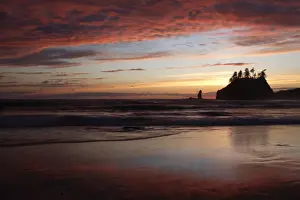 Atmospheric Dusk Scene Prints: Second Beach at La Push, Olympic Coast, Washington, USA