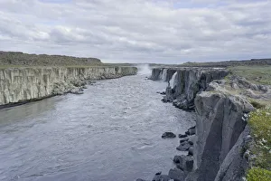 Selfoss, Joekulsa a Fjoellum river, Joekulsargljufur National Park, Iceland, Europe Selfoss, Joekulsa a Fjoellum river, Joekulsargljufur National Park, Iceland, Europe