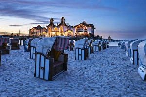 Sellin Pier at dusk, Baltic Seaside Resort Sellin, Rugen, Mecklenburg-Western Pomerania Sellin Pier at dusk, Baltic Seaside Resort Sellin, Rugen, Mecklenburg-Western Pomerania