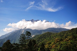 Senic view of Mount Kinabalu, Sabah Borneo, Malaysia Senic view of Mount Kinabalu, Sabah Borneo, Malaysia