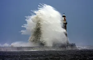 Travel imagery/travel photographer collections gail johnson photography/stomy weather roker lighthouse Travel imagery/travel photographer collections gail johnson photography/stomy weather roker lighthouse