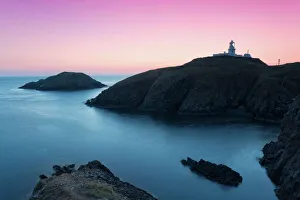 Strumble Head Lighthouse, Pembrokeshire, Wales Strumble Head Lighthouse, Pembrokeshire, Wales
