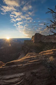 Sunrise in Canyonlands National Park, Utah, USA Sunrise in Canyonlands National Park, Utah, USA