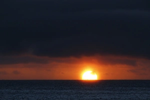 Sunset over the Pacific Ocean, Hawaii, USA Sunset over the Pacific Ocean, Hawaii, USA