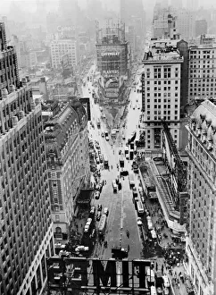 Hulton archive prints/freelance photographers guild fpg/times square rain Hulton archive prints/freelance photographers guild fpg/times square rain