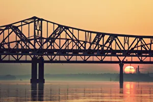USA, Kentucky, Louisville, Sunrise by Ohio River USA, Kentucky, Louisville, Sunrise by Ohio River