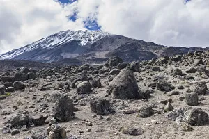 View of Kibo peak and summit of Mount Kilimanjaro from Northern Circuit route, Kilimanjaro Region, Tanzania View of Kibo peak and summit of Mount Kilimanjaro from Northern Circuit route, Kilimanjaro Region, Tanzania