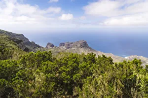 View from the lookout Mirador de Alojera in the Garajonay National Park, La Gomera, Canary Islands, Spain View from the lookout Mirador de Alojera in the Garajonay National Park, La Gomera, Canary Islands, Spain